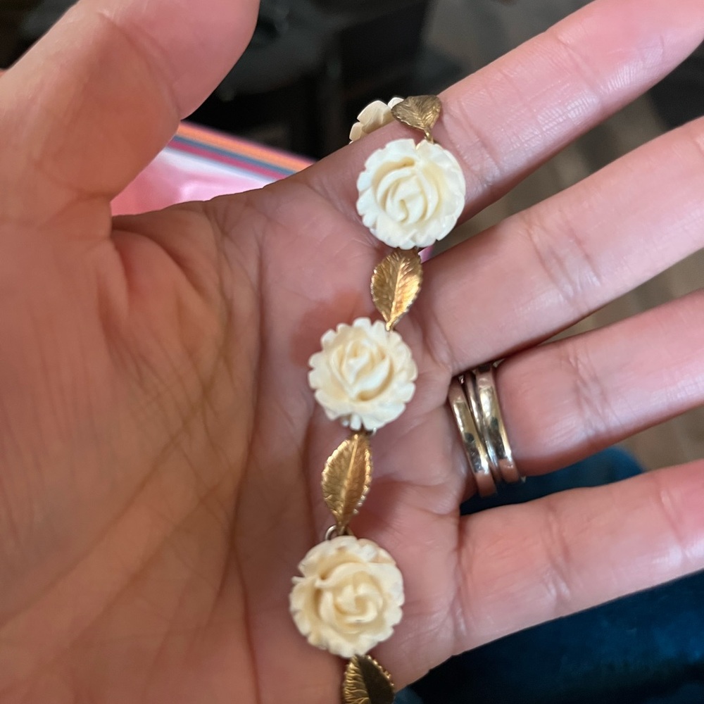 Beautiful krementz vintage bracelet!